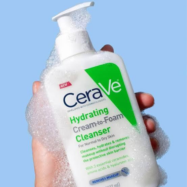 Hydrating Cream-to-Foam Cleanser – Gentle, Moisture-Rich Daily Cleanser
