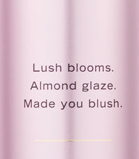 Victoria's Secret Velvet Petals Body Mist for Women (250 ml)
