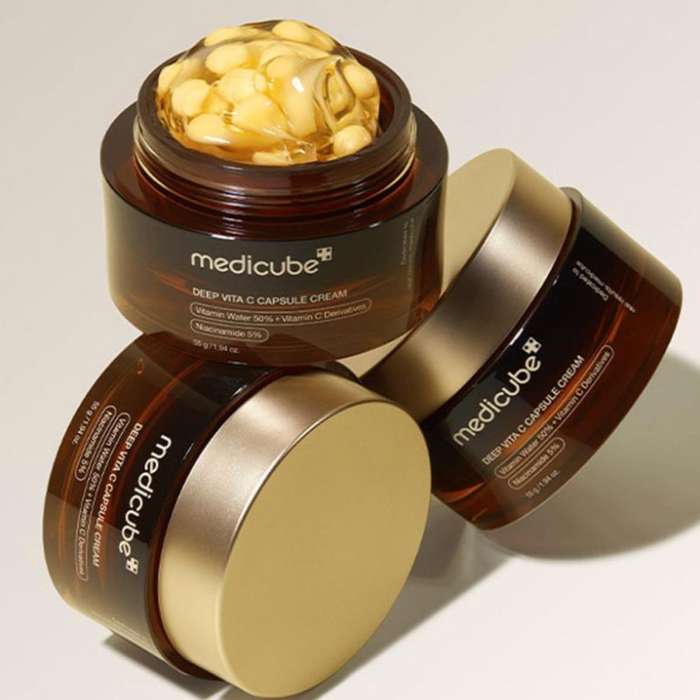 Medicube Deep Vitamin C Golden Capsule Face Moisturizer (55 g)