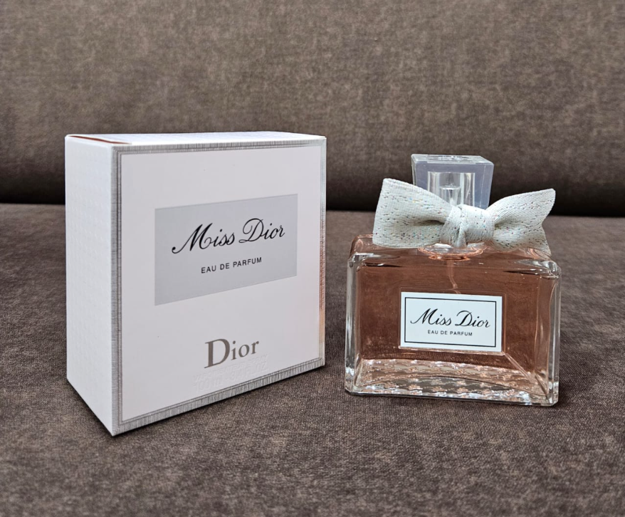 Miss Dior Eau de Parfum – The Signature of Timeless Elegance