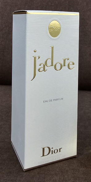 J’adore Eau de Parfum – The Iconic Floral Bouquet by Dior