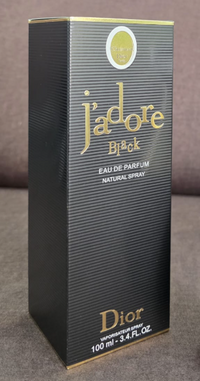 J’adore Eau de Parfum Natural Spray – Radiant & Feminine Floral by Dior