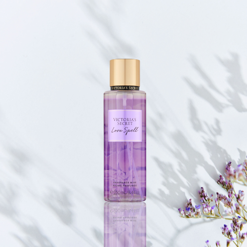 Victoria's Secret Love Spell Mist, Body Spray for Women (250 ml)
