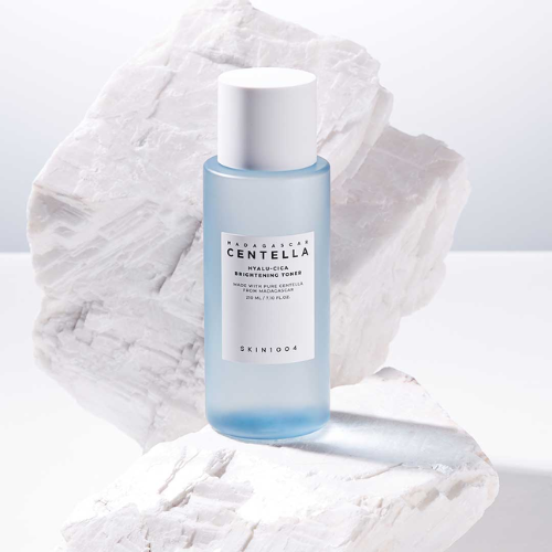 SKIN1004 Madagascar Centella Hyalu-Cica Brightening Toner