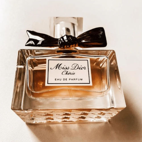 Miss Dior Eau de Parfum – Elegant & Modern Floral Fragrance for Women